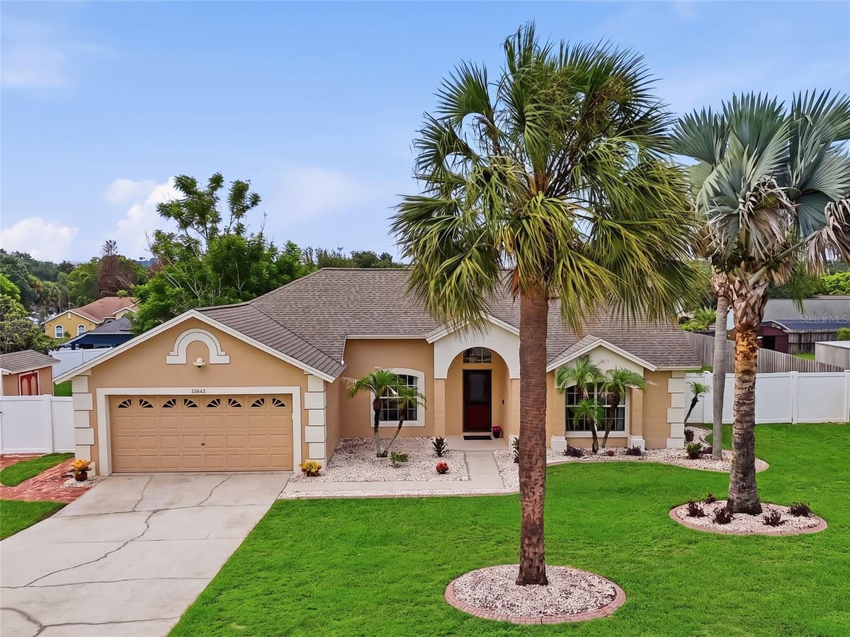 13842 GREATER PINES BOULEVARD — photo 3 of 69