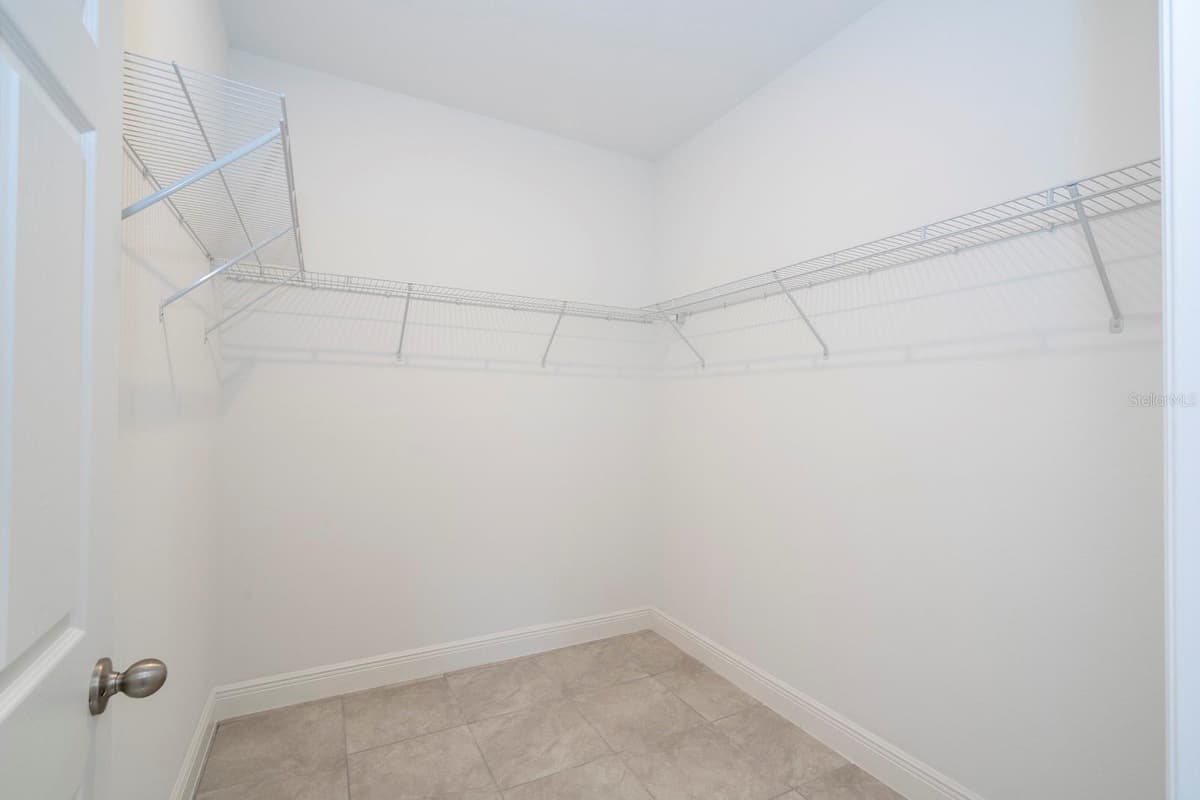5146 158TH STREET — photo 33 of 66