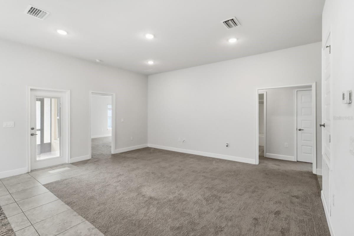 4493 2ND COURT — photo 8 of 44