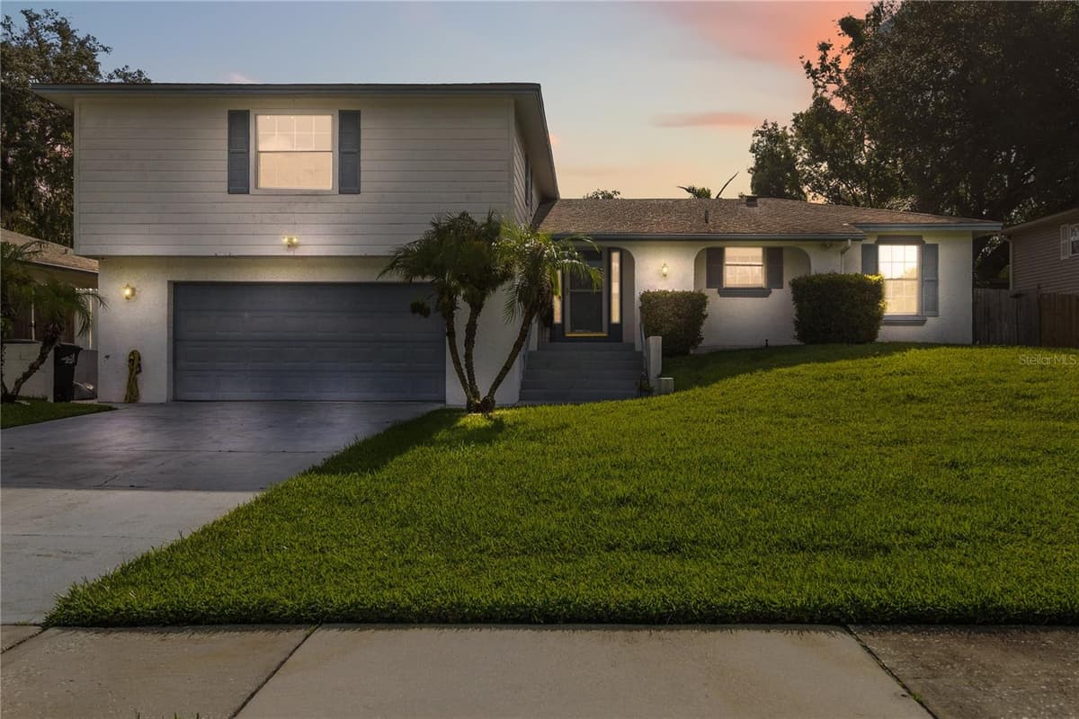 656 LITTLE WEKIVA ROAD — photo 1 of 37