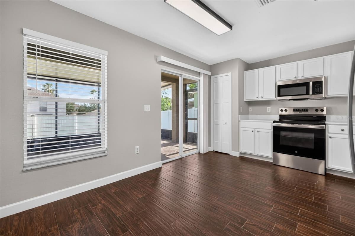 10629 SHADY PRESERVE DRIVE — photo 16 of 33