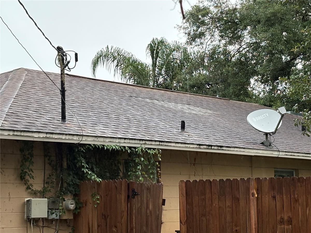 7121 50TH STREET — photo 4 of 45
