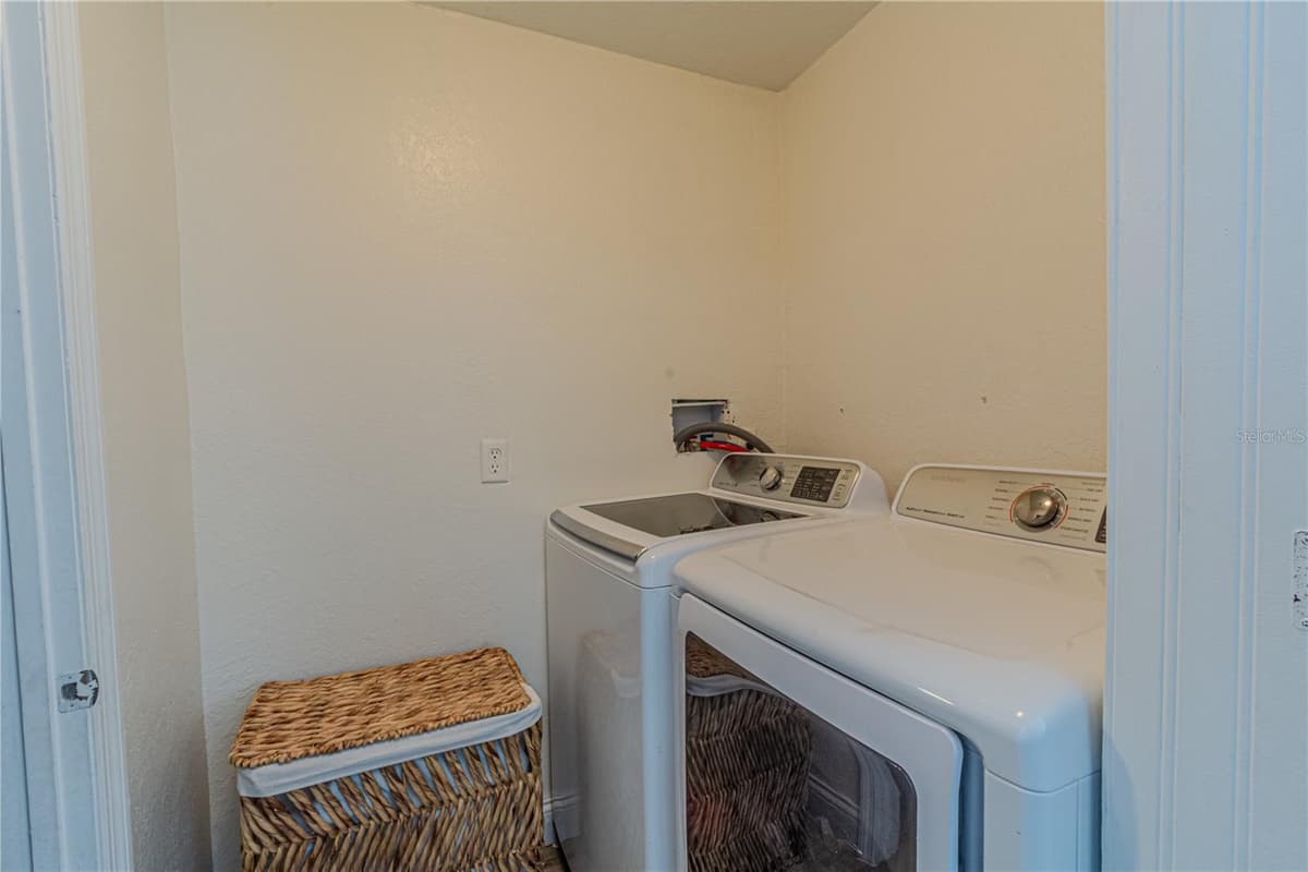 1026 SARITA STREET — photo 20 of 28