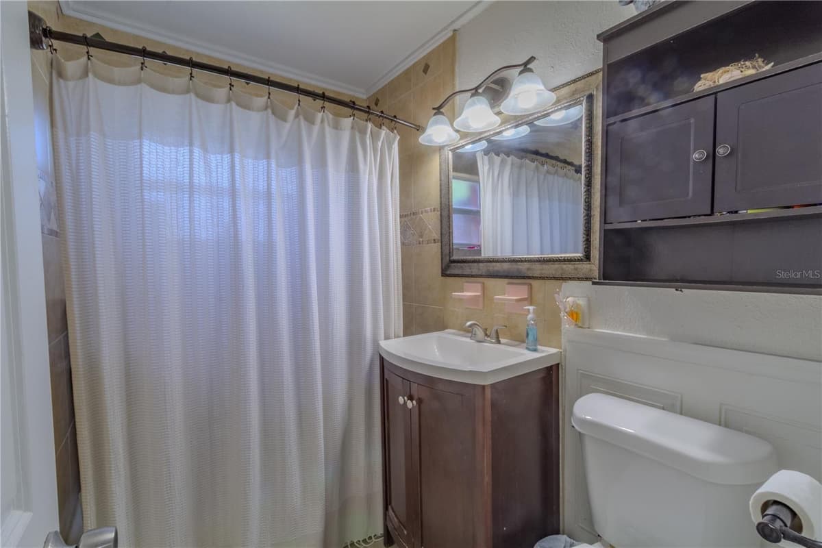 1026 SARITA STREET — photo 13 of 28
