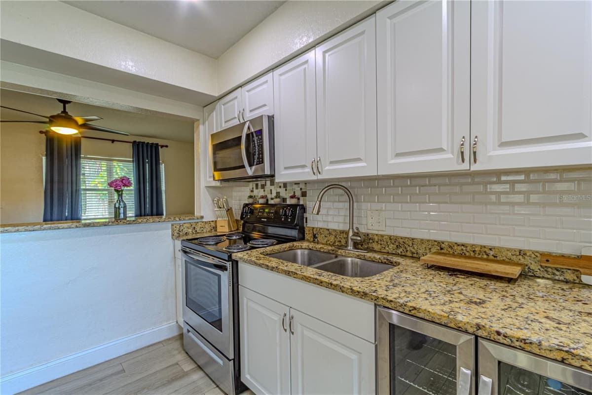1026 SARITA STREET — photo 8 of 28