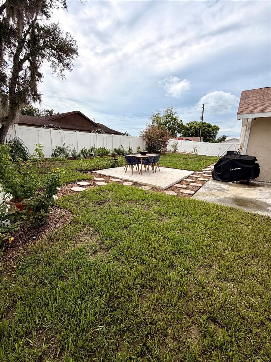 11450 LINDEN DRIVE — photo 79 of 99