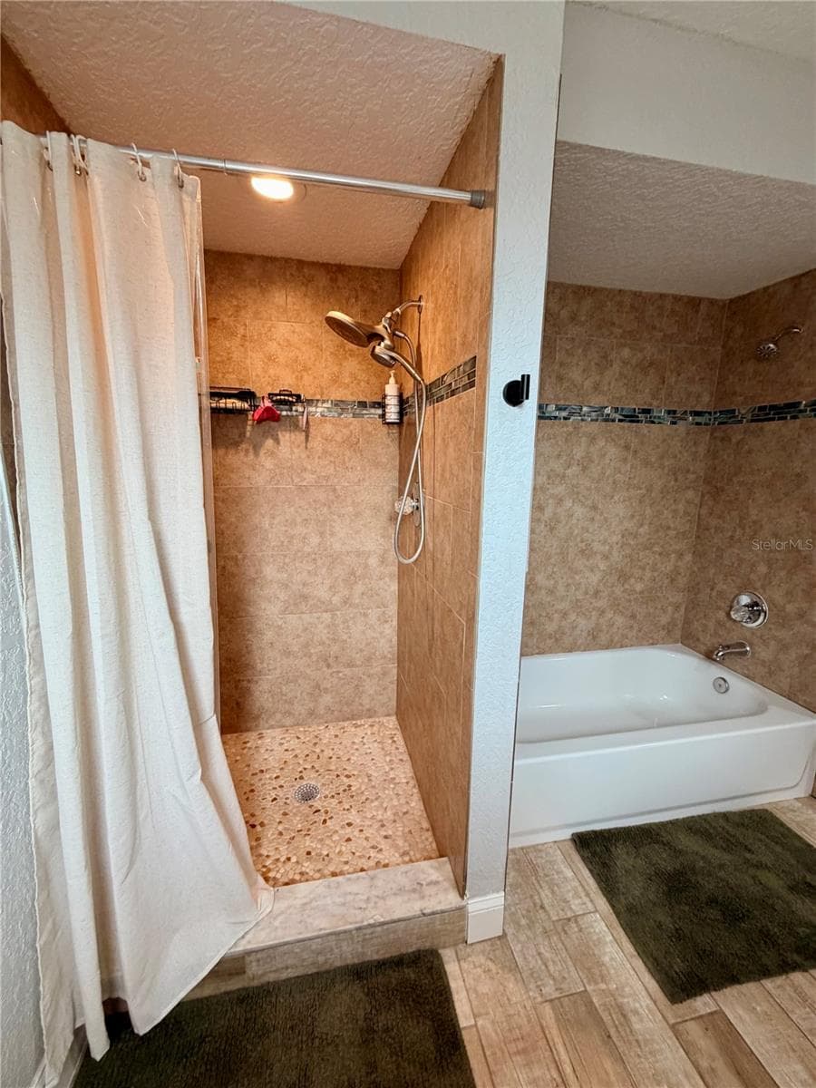 11450 LINDEN DRIVE — photo 8 of 99