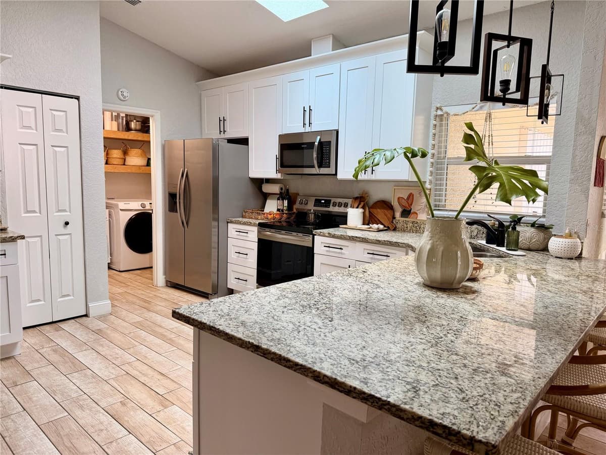 11450 LINDEN DRIVE — photo 11 of 99
