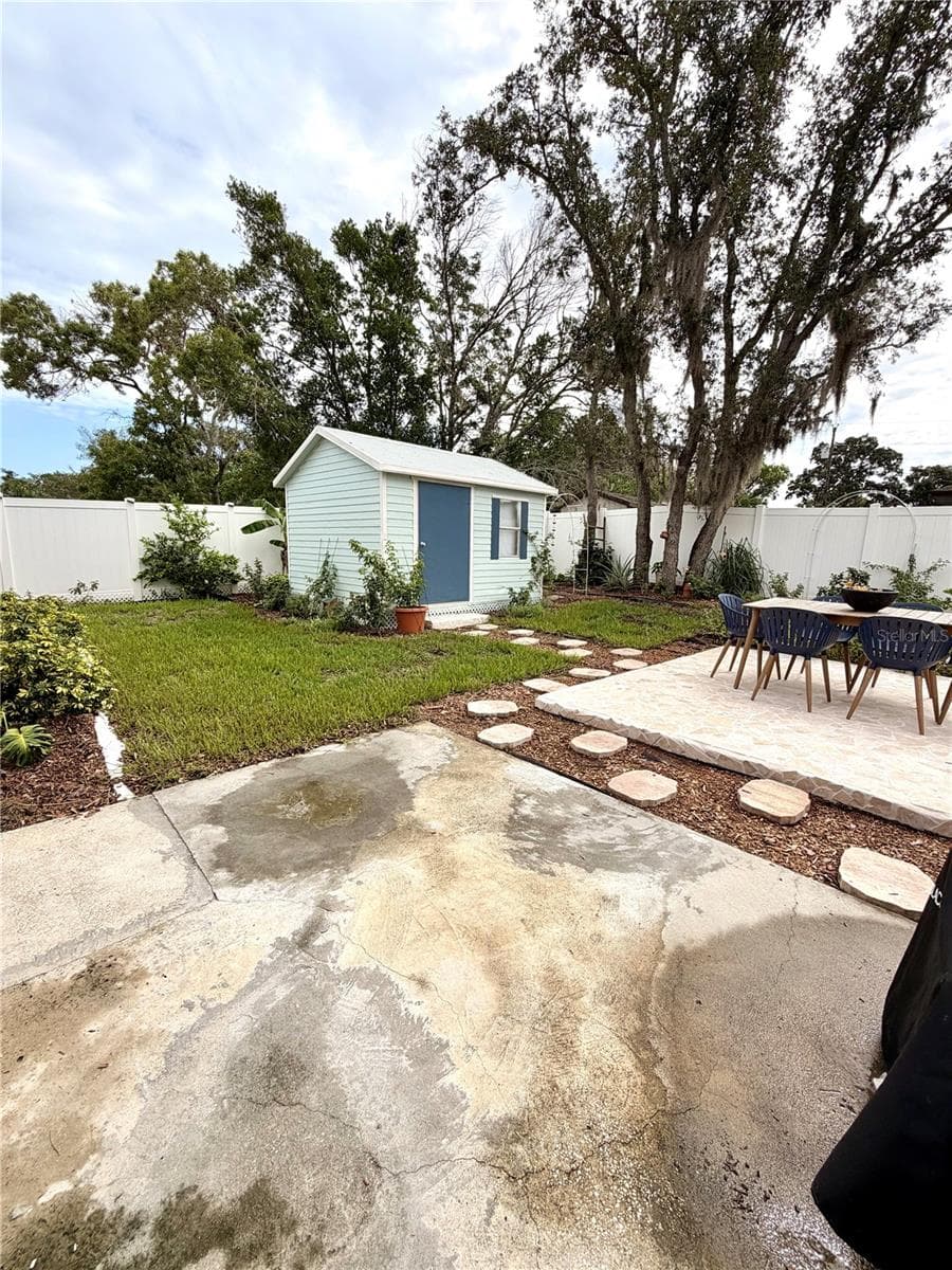 11450 LINDEN DRIVE — photo 81 of 99