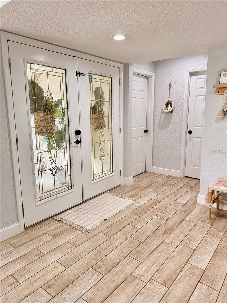 11450 LINDEN DRIVE — photo 46 of 99