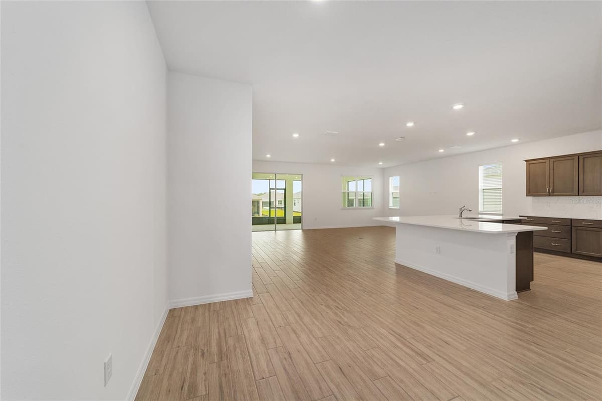10354 105TH TERRACE — photo 18 of 46