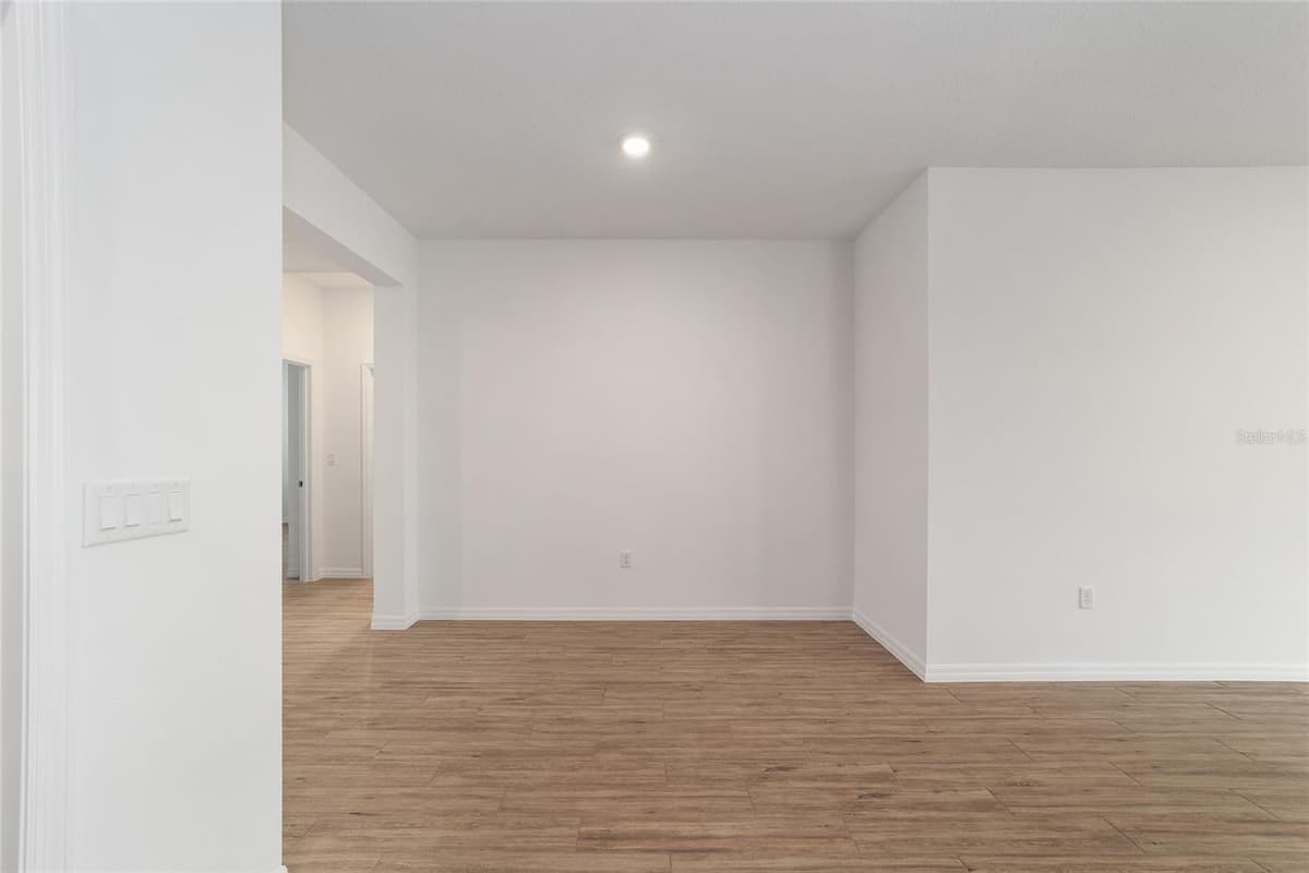 10354 105TH TERRACE — photo 17 of 46