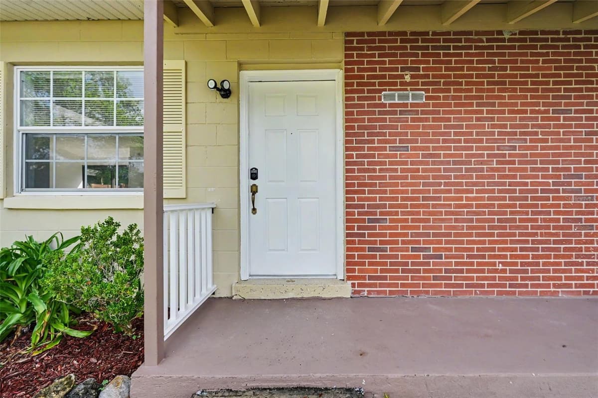 9447 MILAM WAY — photo 4 of 46