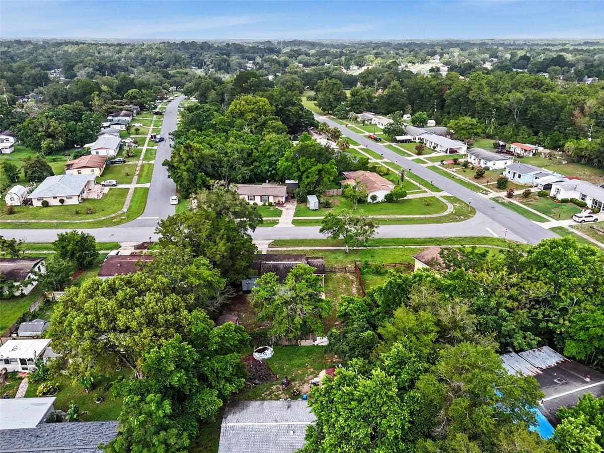 9447 MILAM WAY — photo 41 of 46