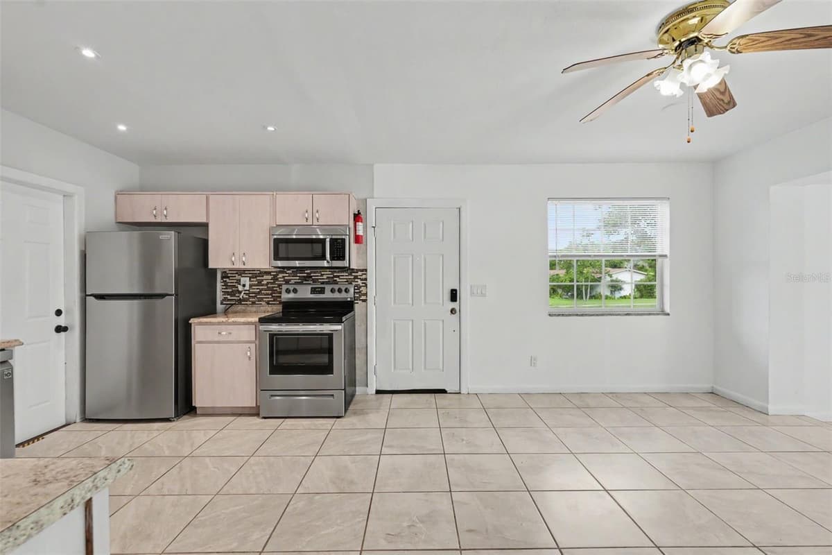 9447 MILAM WAY — photo 26 of 46