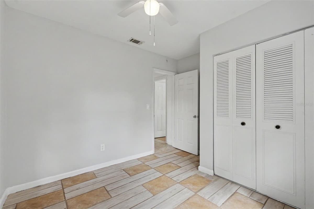 9447 MILAM WAY — photo 39 of 46