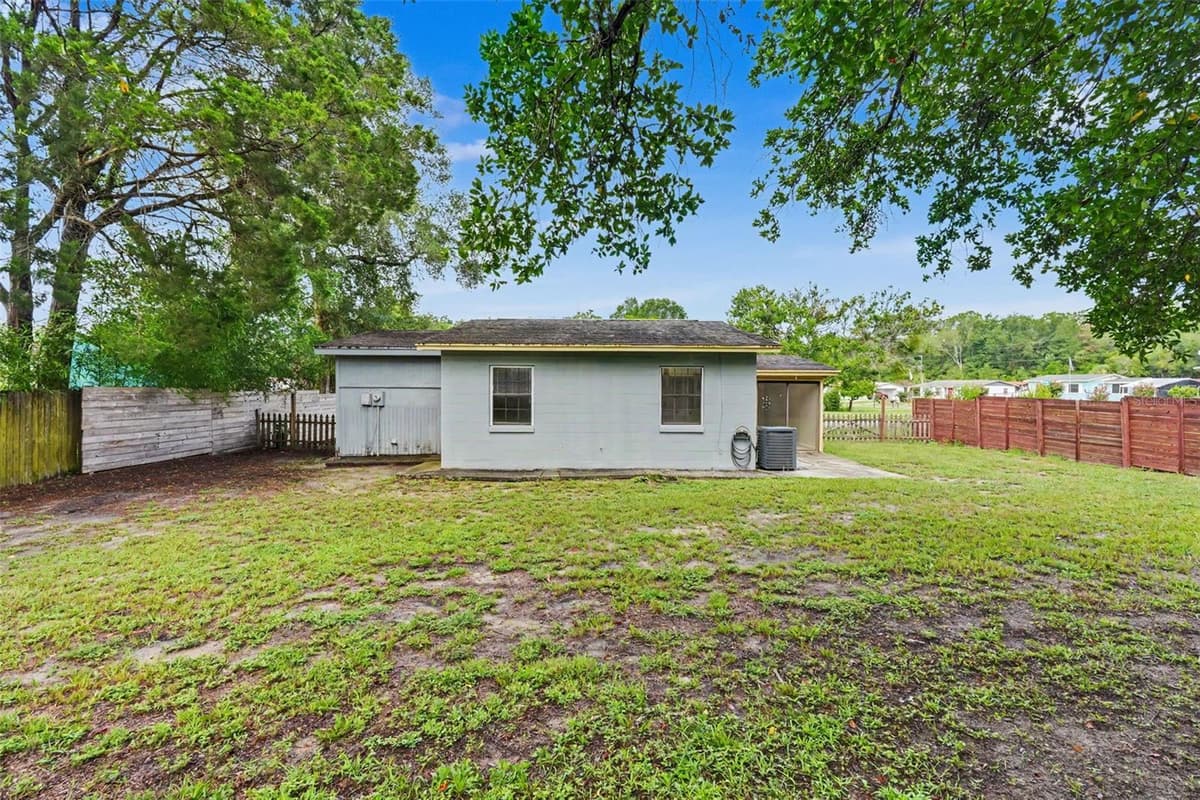 9447 MILAM WAY — photo 21 of 46