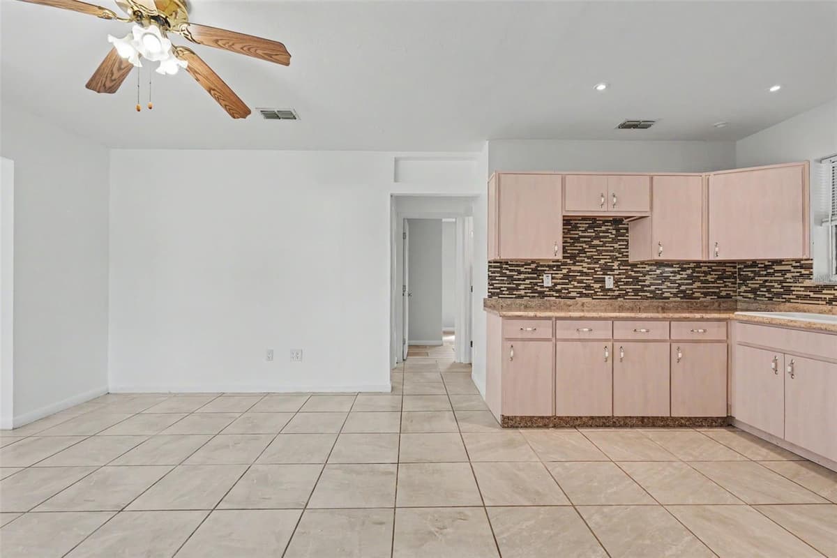 9447 MILAM WAY — photo 24 of 46