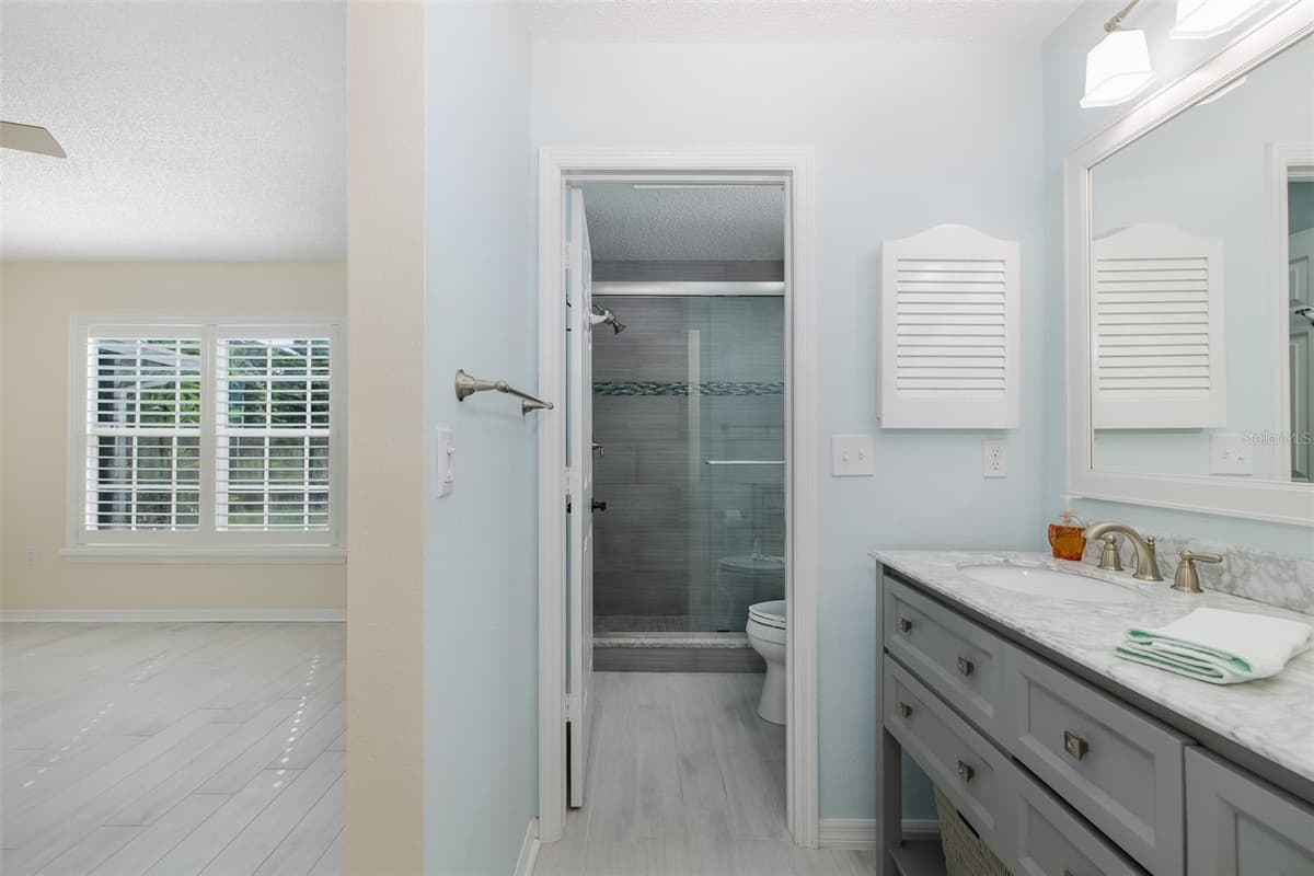 4242 NORTHAMPTON DRIVE — photo 21 of 44