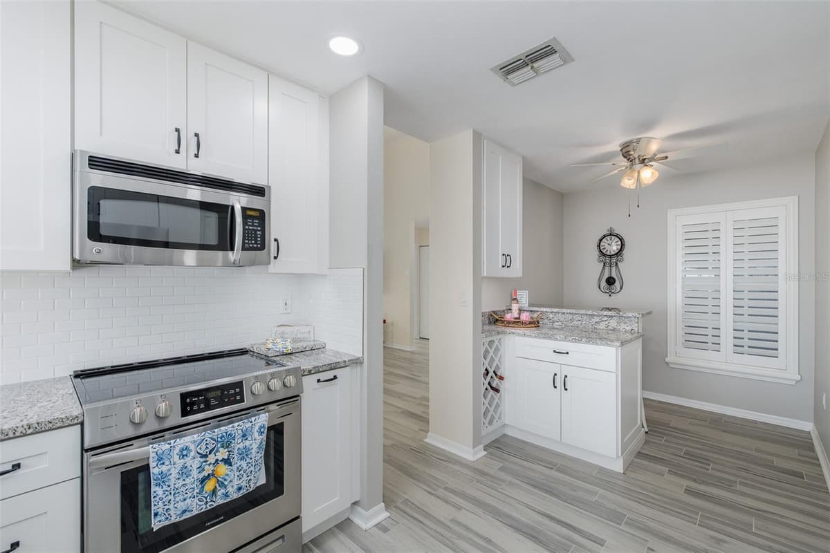 4242 NORTHAMPTON DRIVE — photo 15 of 44