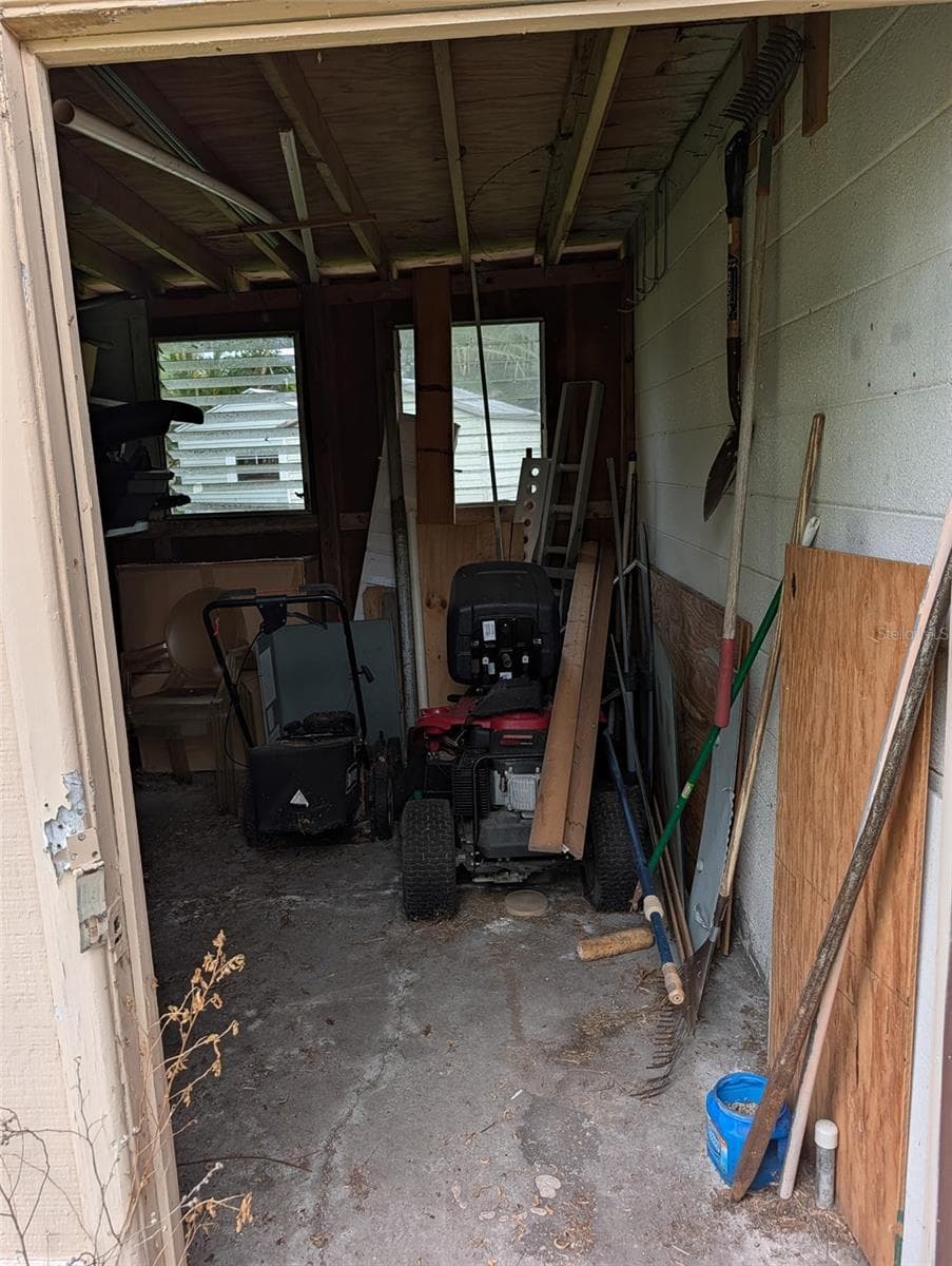 604 HAMLIN STREET — photo 9 of 18