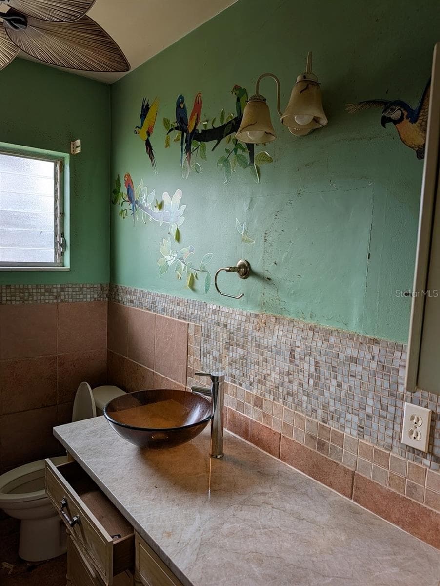 604 HAMLIN STREET — photo 6 of 18