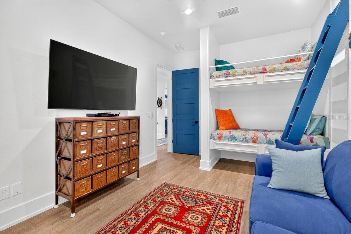 2574 OCEAN SHORE BOULEVARD — photo 33 of 58