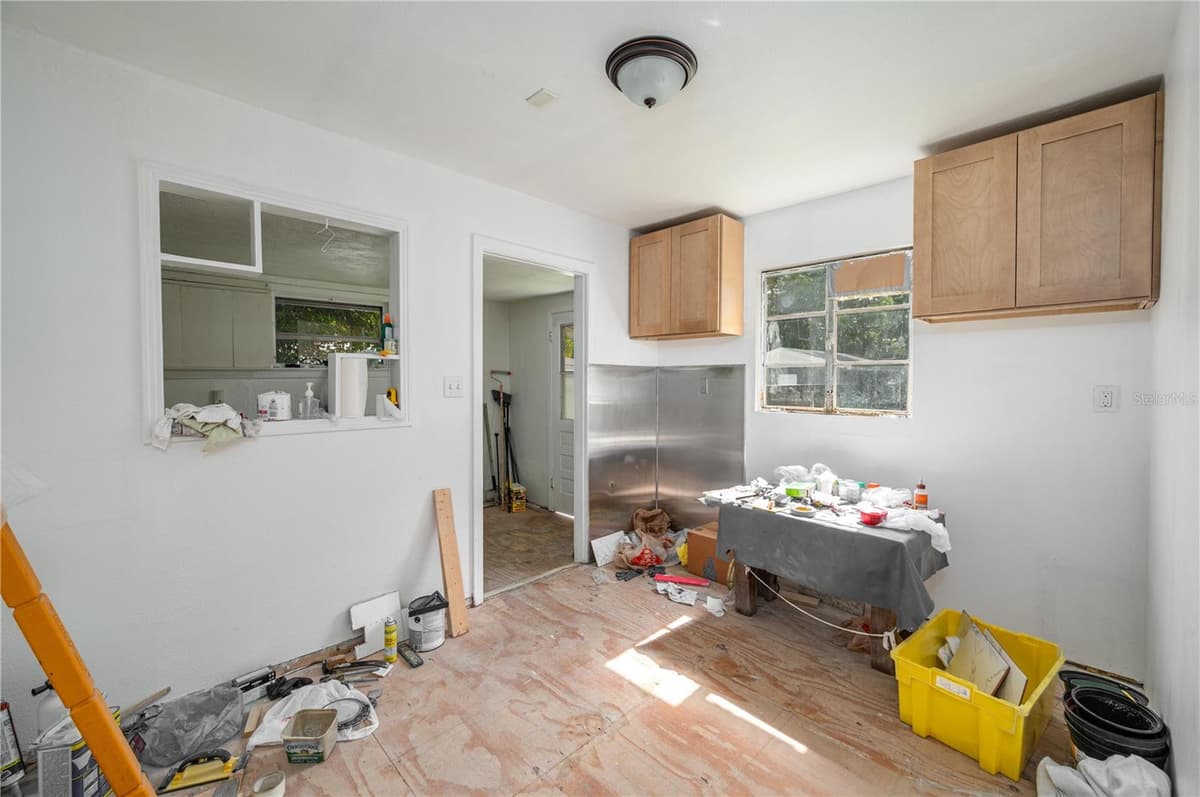 3905 N CLEARFIELD AVE — photo 12 of 25