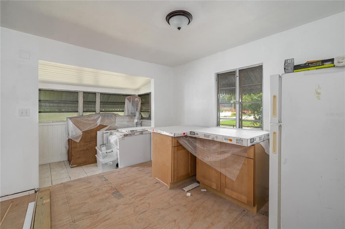 3905 N CLEARFIELD AVE — photo 11 of 25