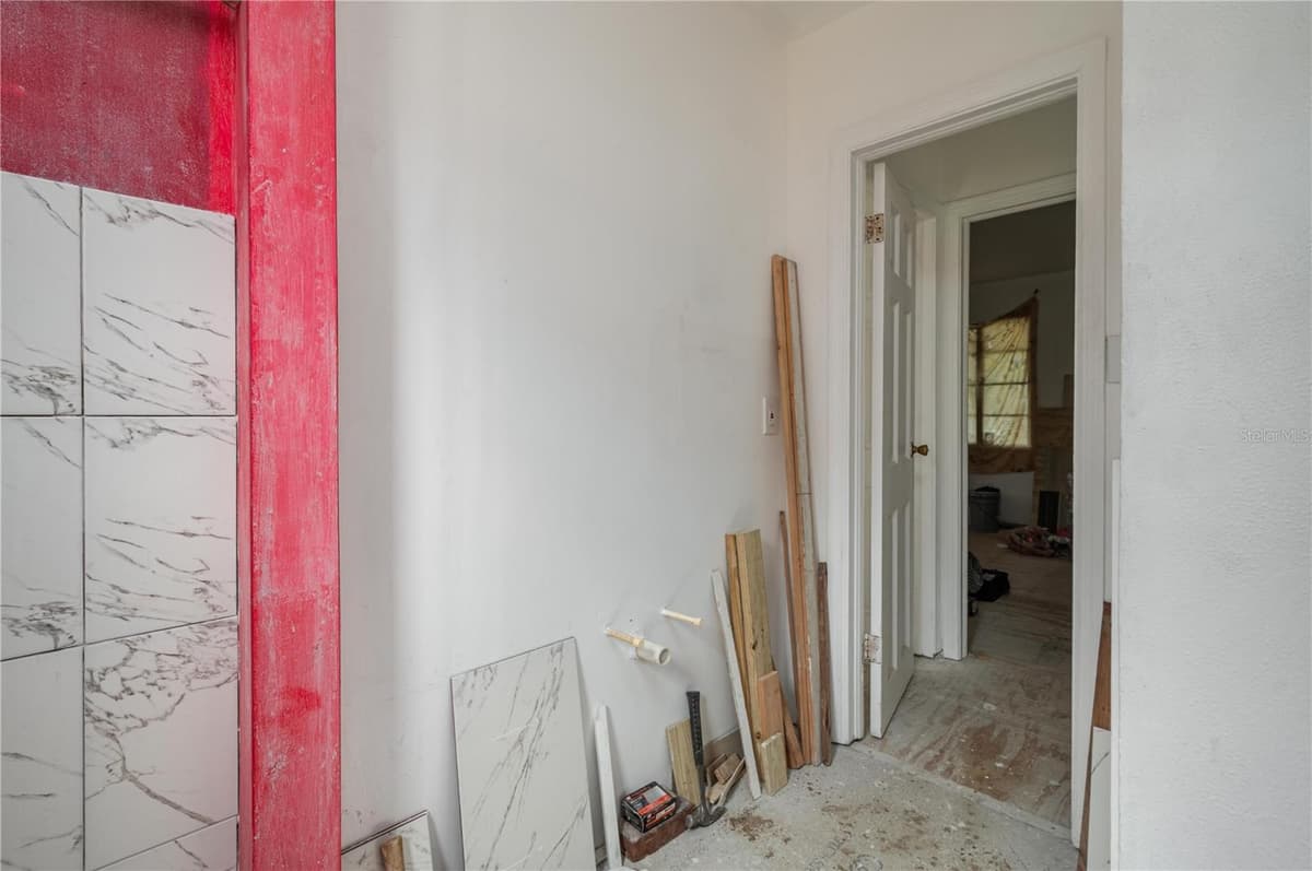 3905 N CLEARFIELD AVE — photo 21 of 25