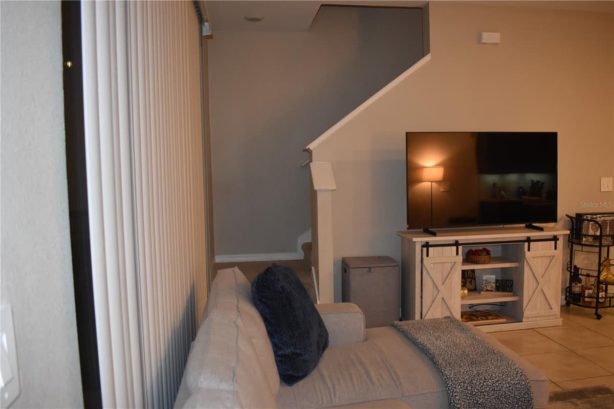 6572 SERENITY FALL LANE — photo 6 of 33