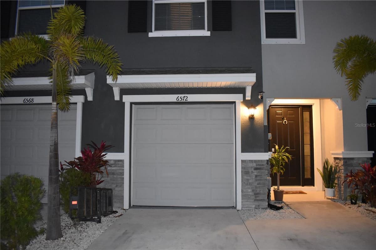 6572 SERENITY FALL LANE — photo 33 of 33