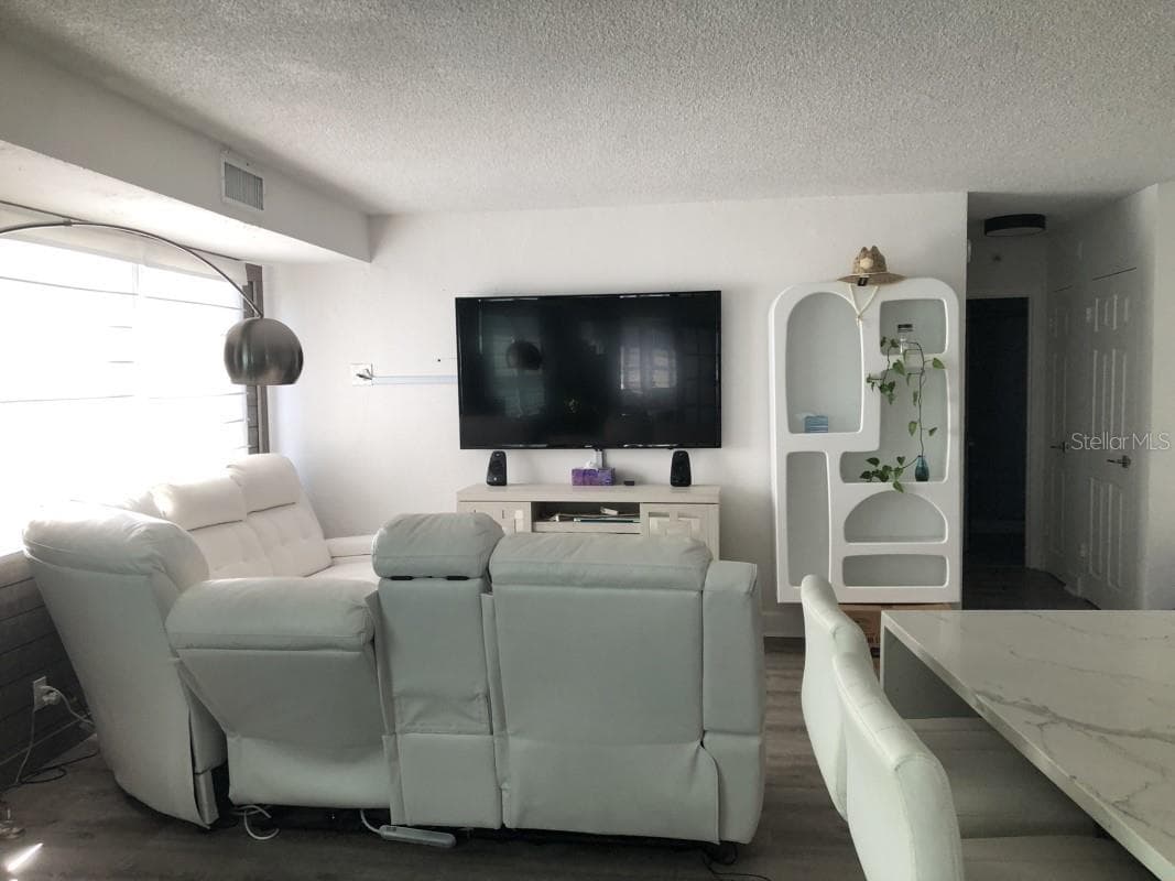 3315 58TH AVENUE — photo 3 of 12