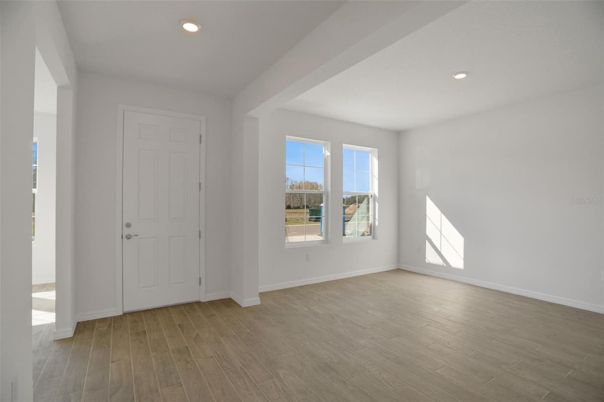 4458 FIREFLY LANE — photo 2 of 47
