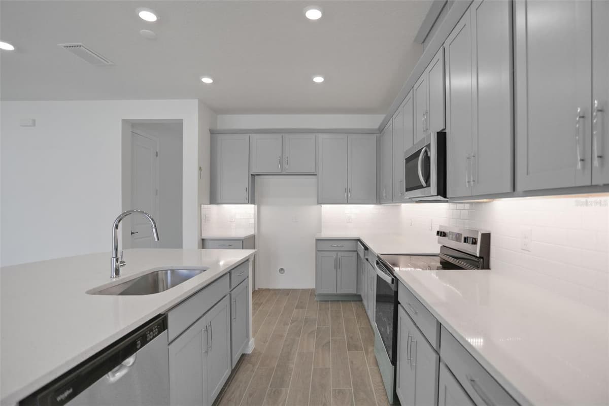 4458 FIREFLY LANE — photo 39 of 47