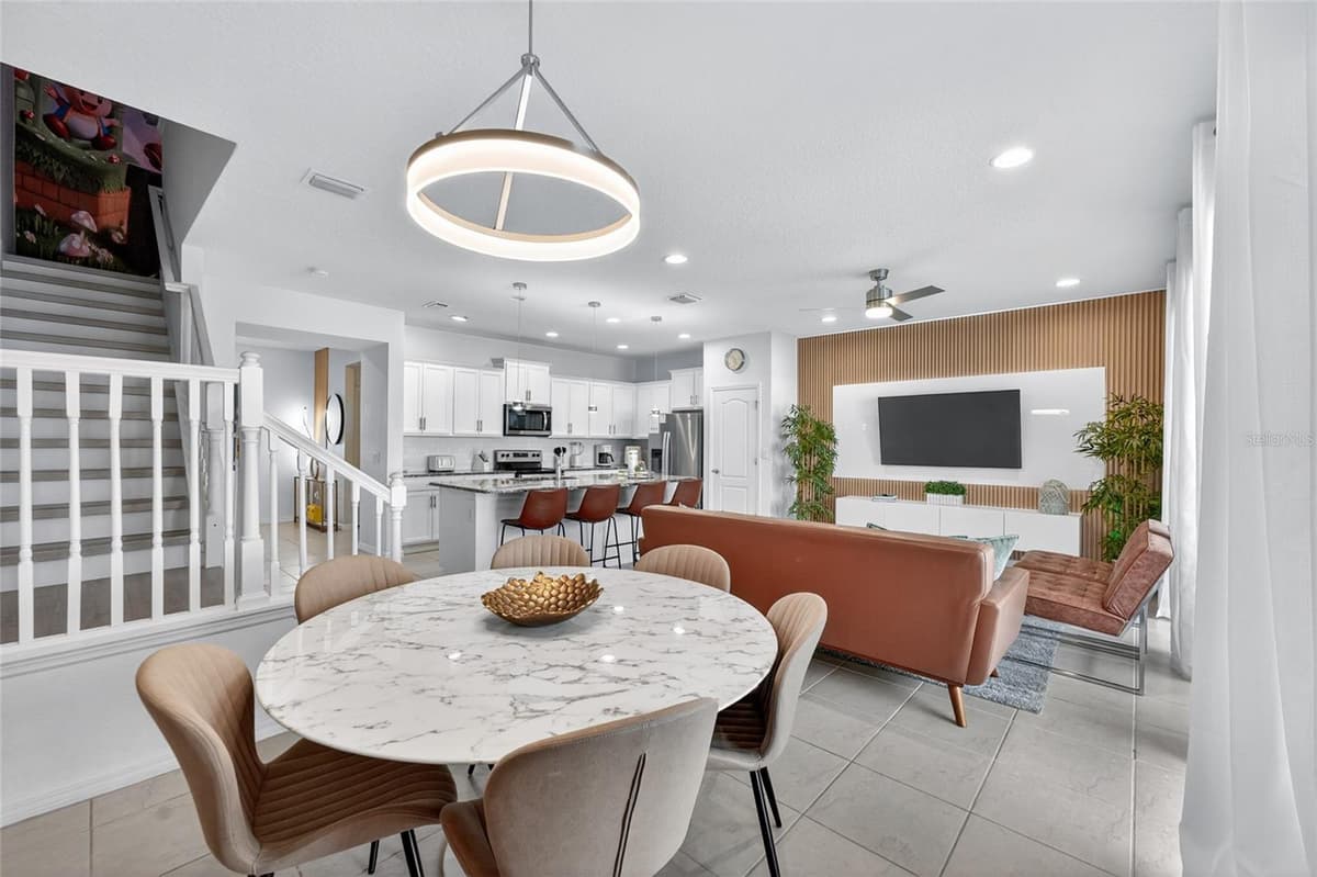 2417 DUBAI STREET — photo 38 of 58
