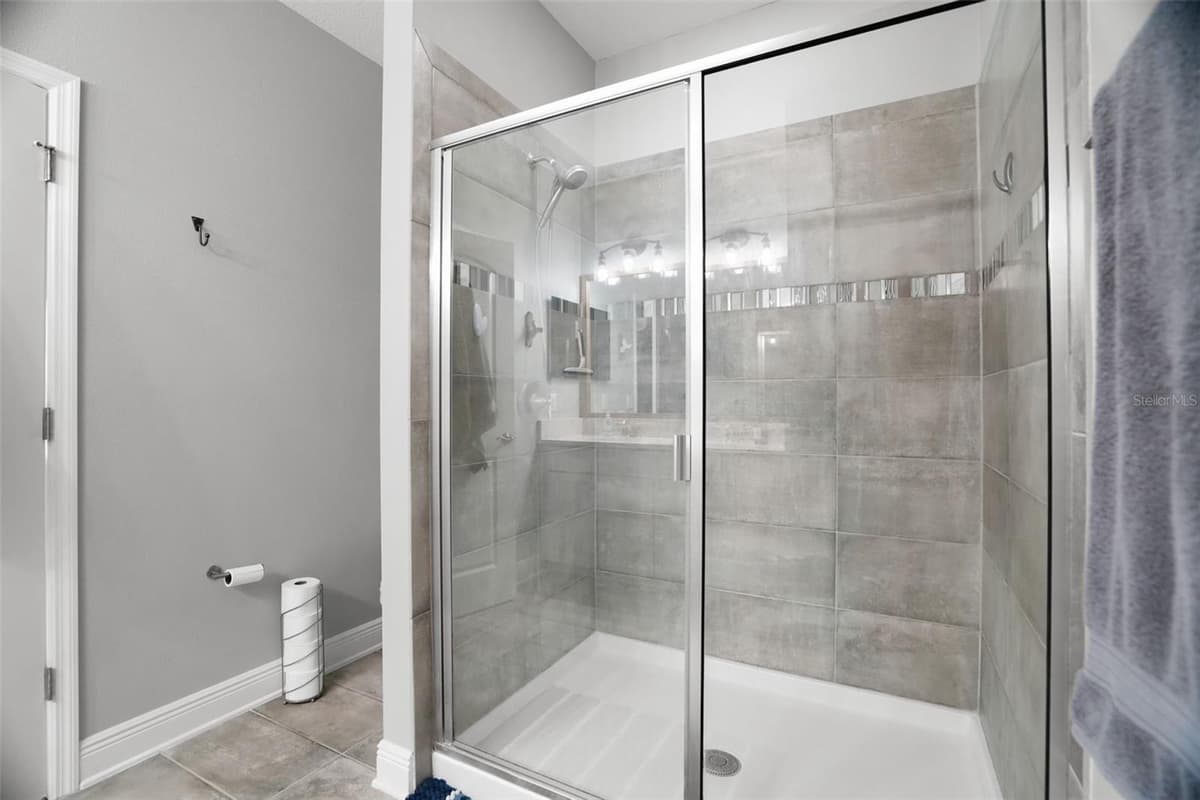 2465 FOGGY CREEK CIRCLE — photo 23 of 36