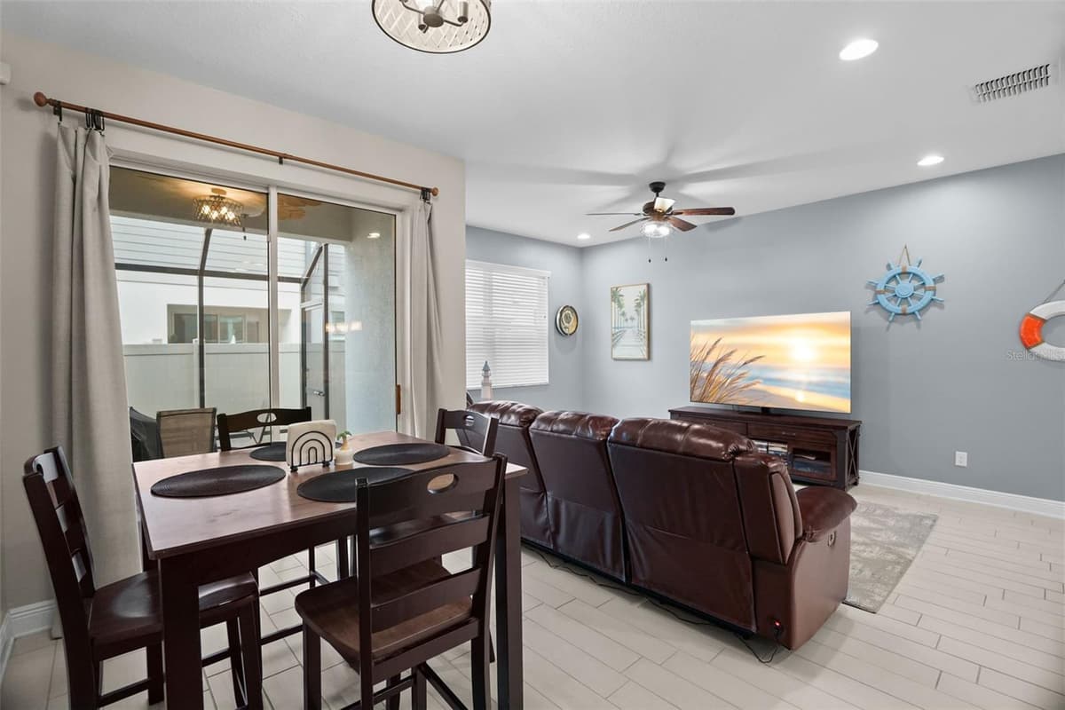 2465 FOGGY CREEK CIRCLE — photo 11 of 36