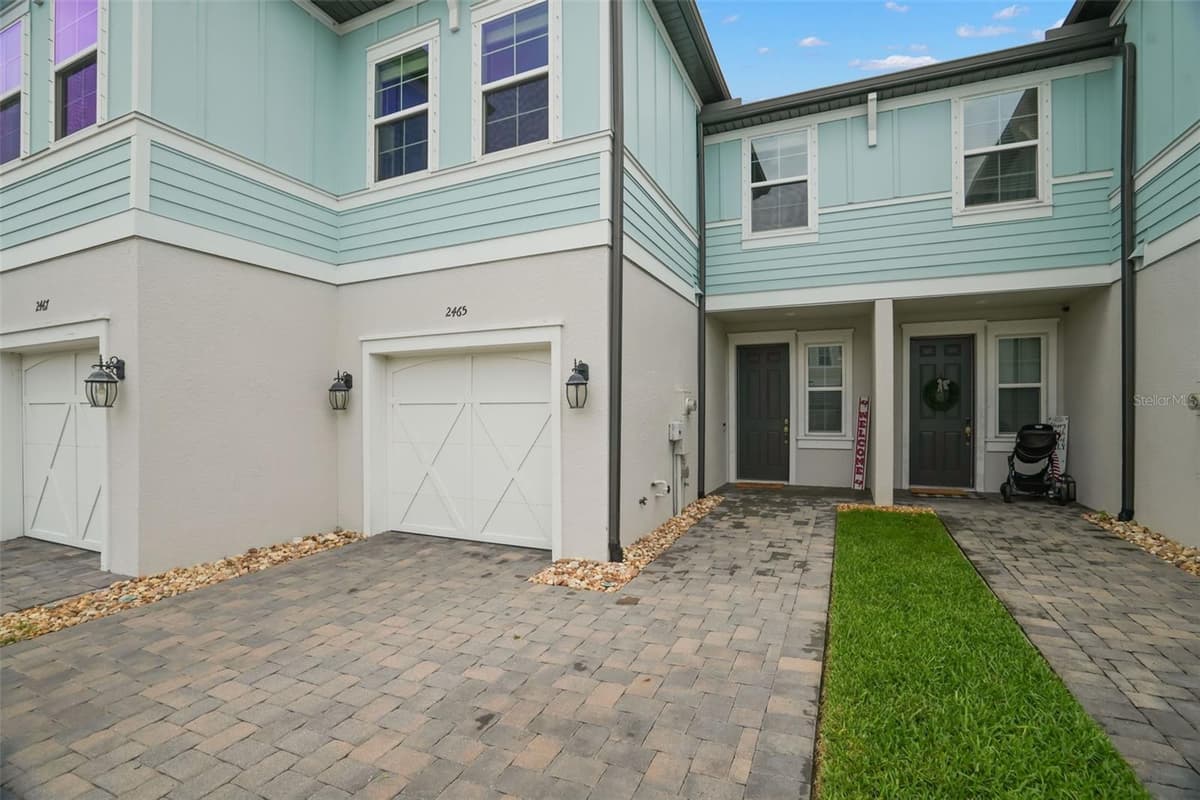 2465 FOGGY CREEK CIRCLE — photo 3 of 36