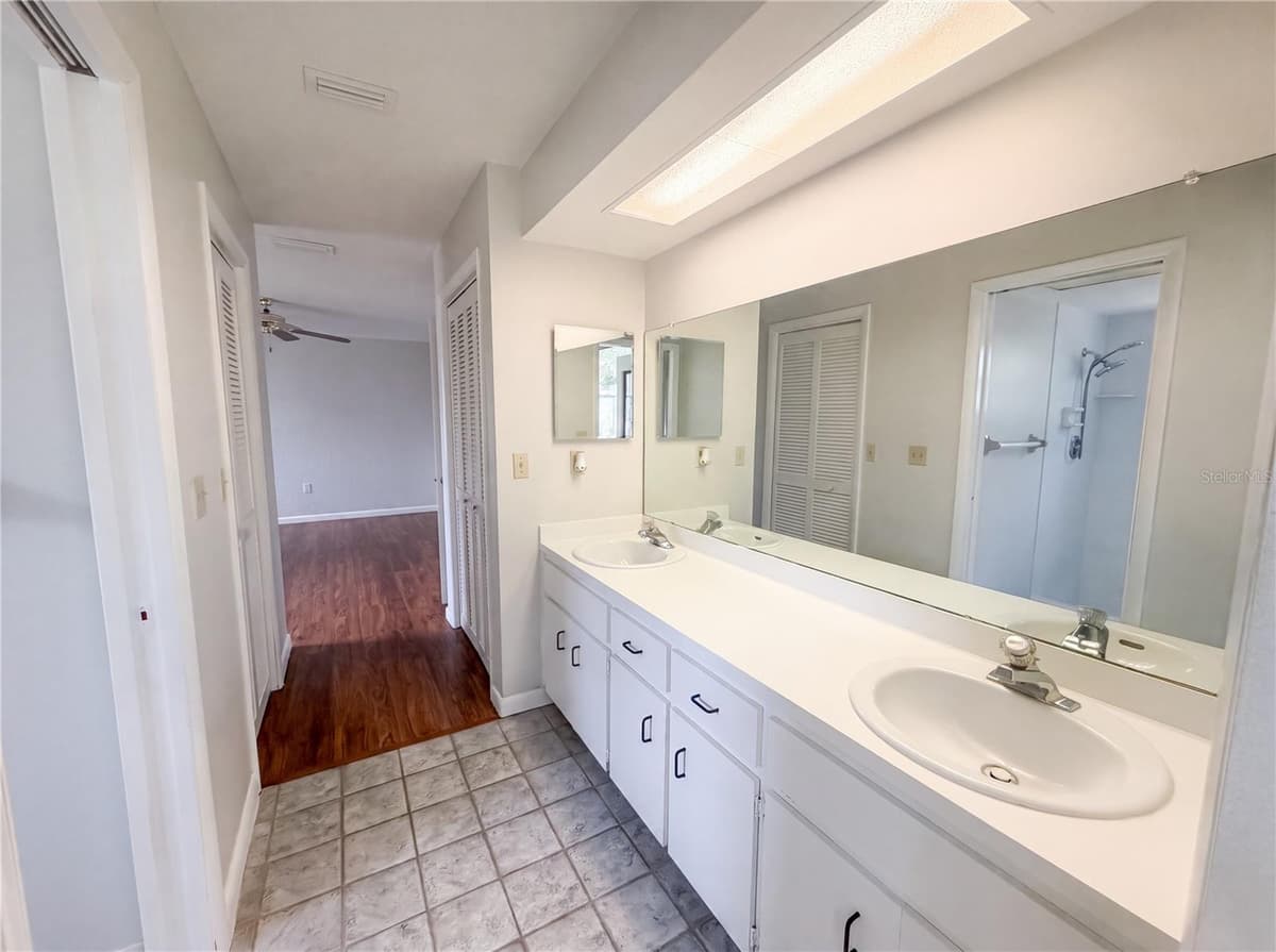 3333 AGAR AVENUE — photo 21 of 27