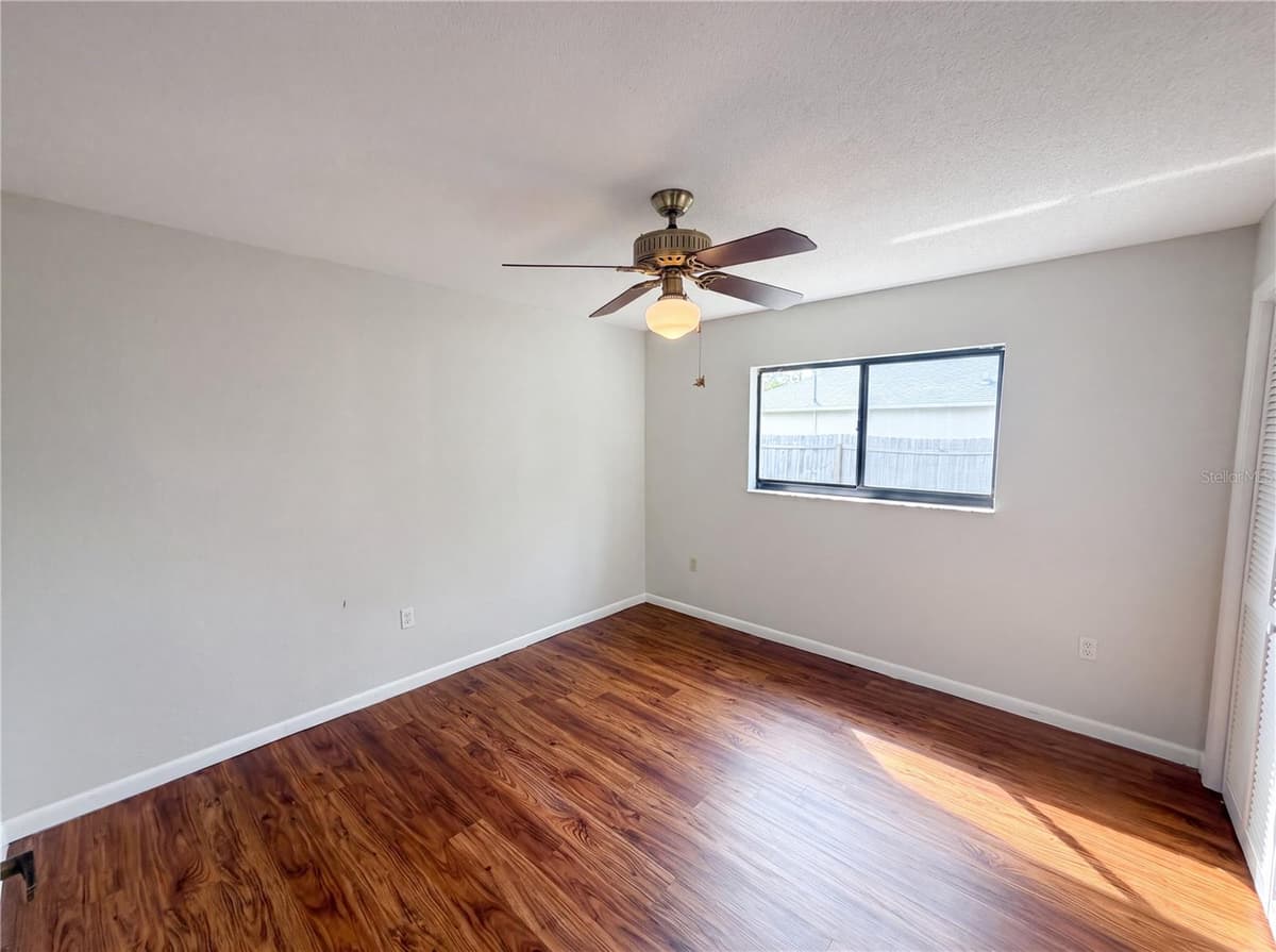 3333 AGAR AVENUE — photo 15 of 27