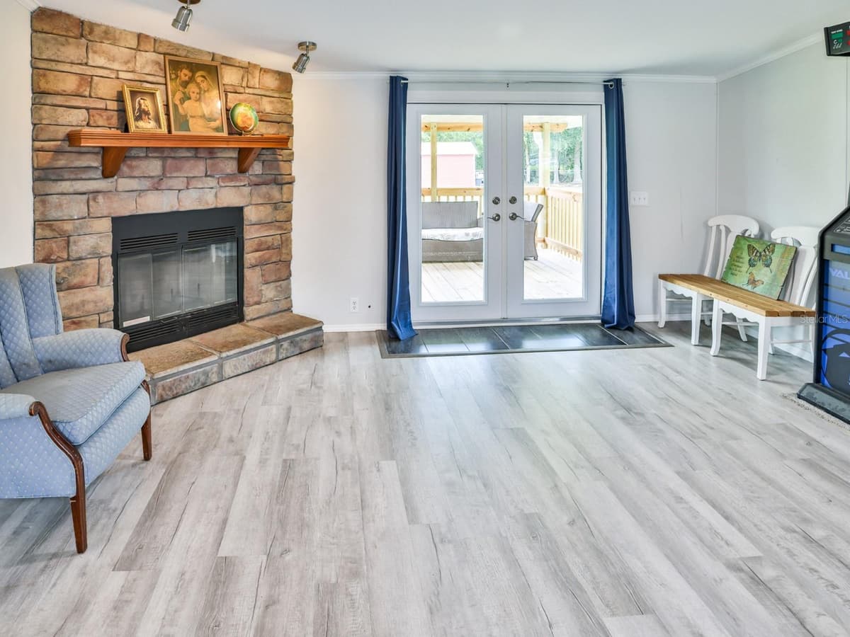 1120 SADDLEWOOD BOULEVARD — photo 12 of 41