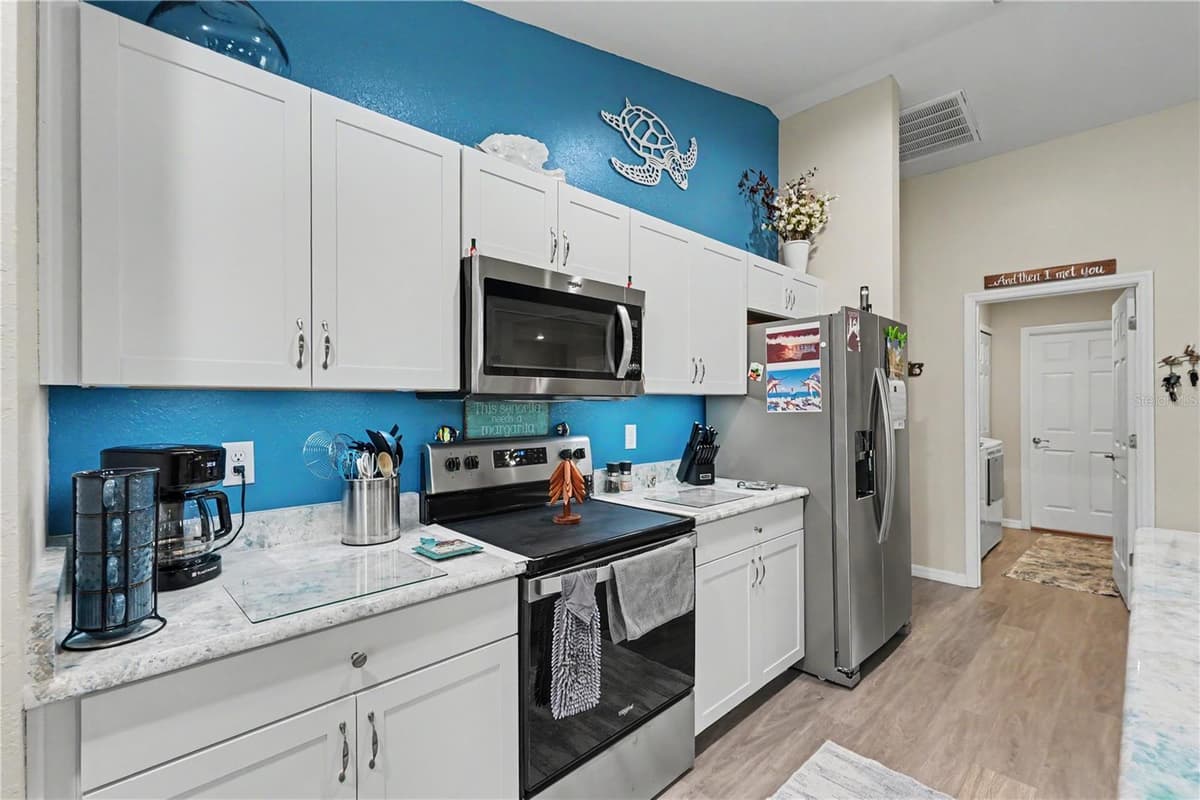 4171 SHASTA COURT — photo 11 of 53