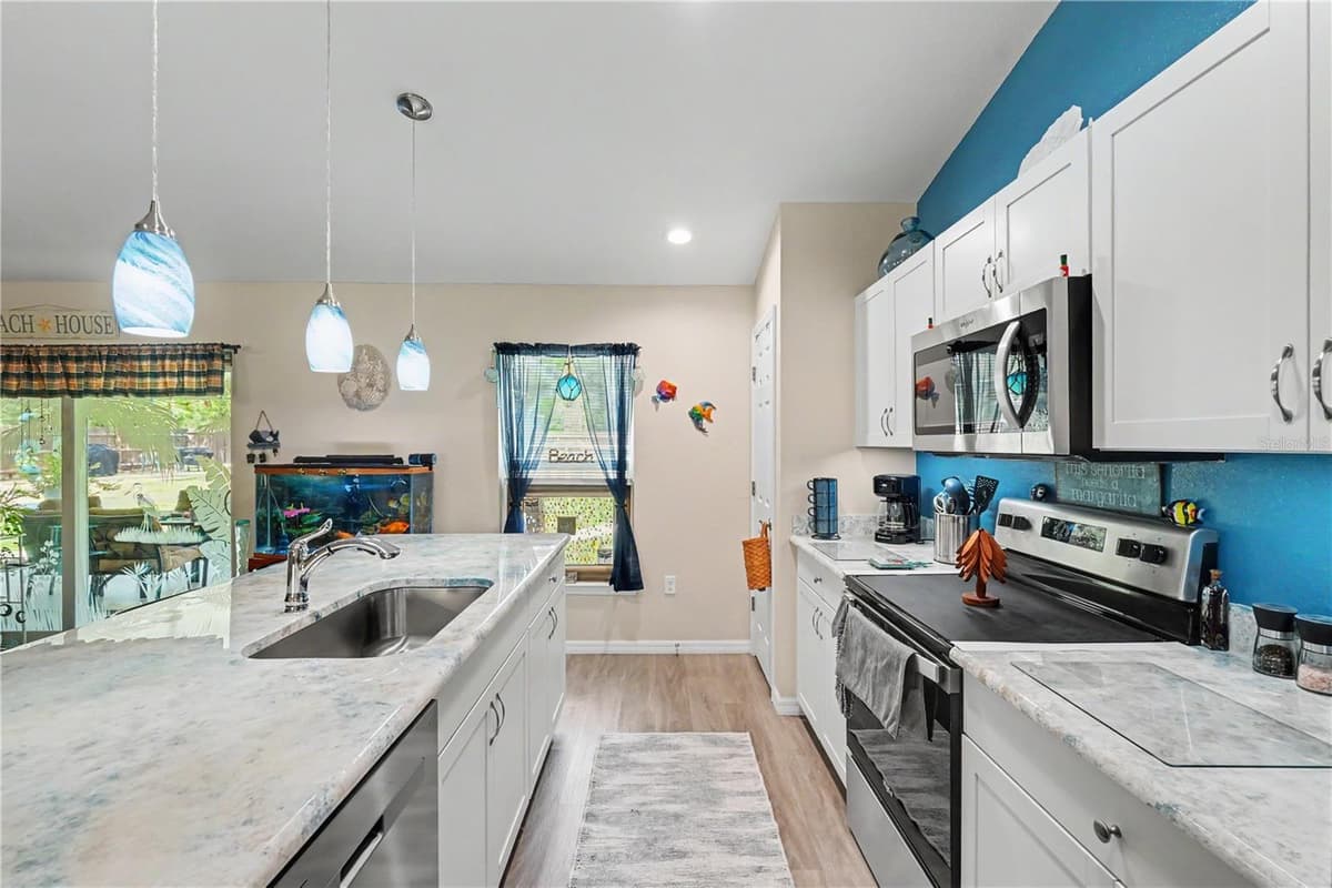 4171 SHASTA COURT — photo 9 of 53