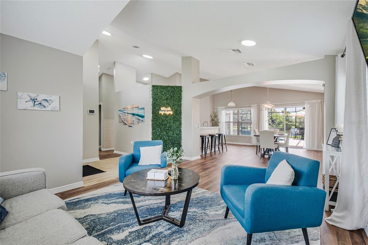 5112 VIOLET LANE — photo 9 of 44