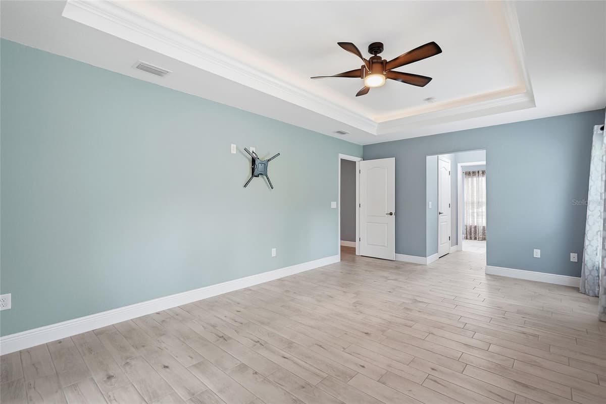 1180 BATTERSEA AVENUE — photo 34 of 72