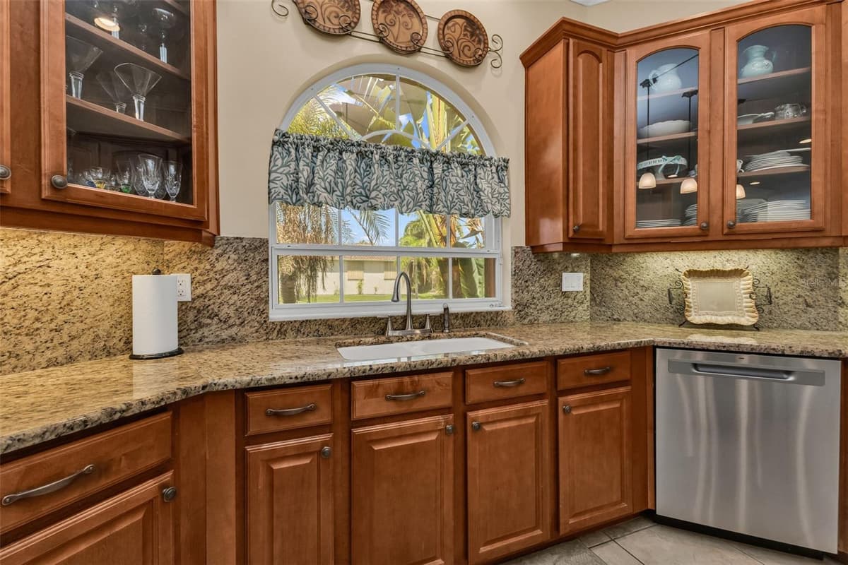 24228 PEPPERCORN ROAD — photo 33 of 74