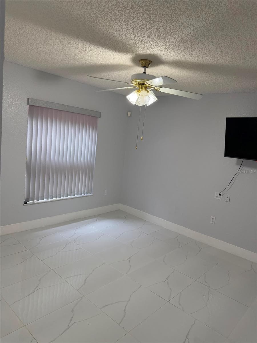 4470 GONDOLIER ROAD — photo 19 of 38