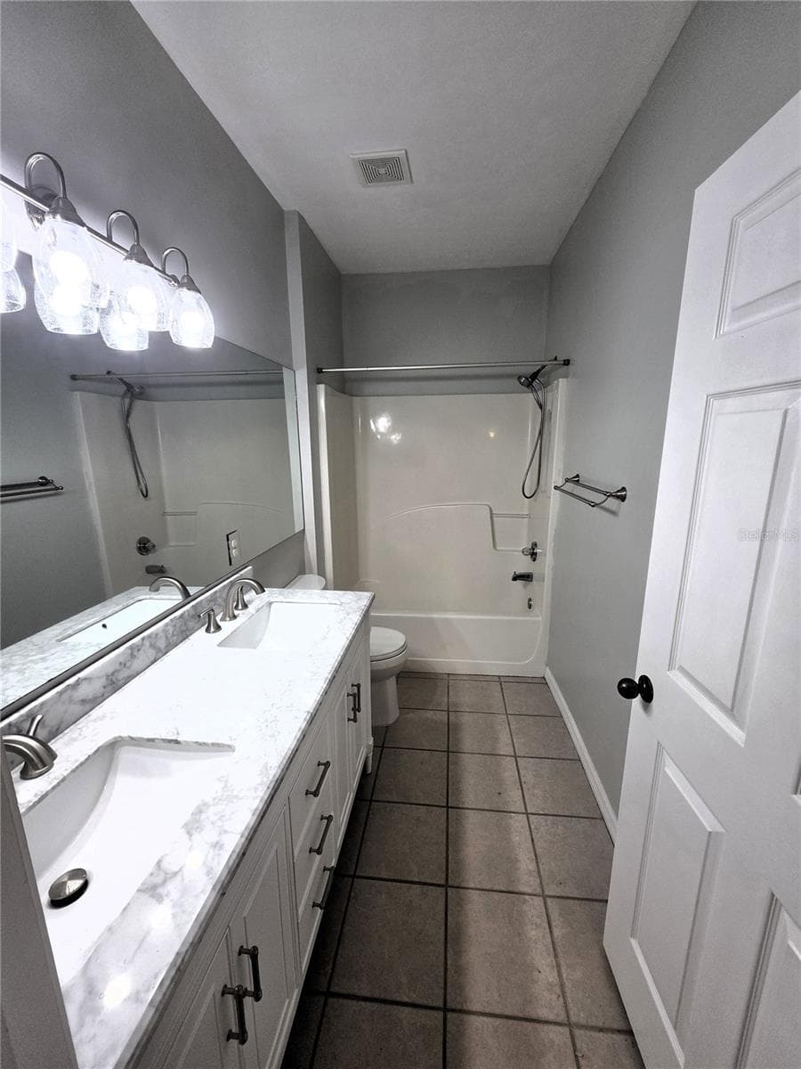 13200 NEWBERRY ROAD — photo 13 of 29