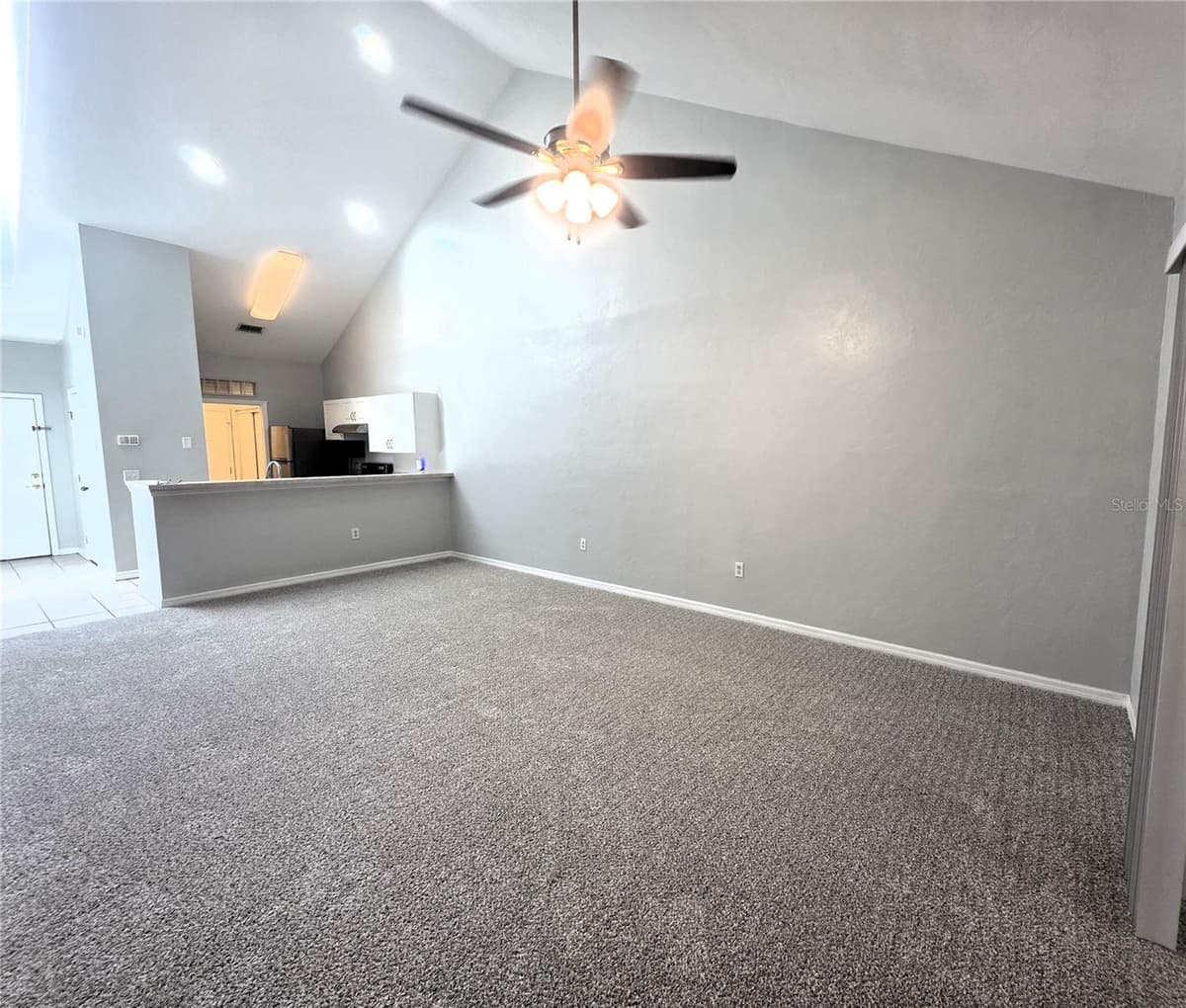 13200 NEWBERRY ROAD — photo 5 of 29